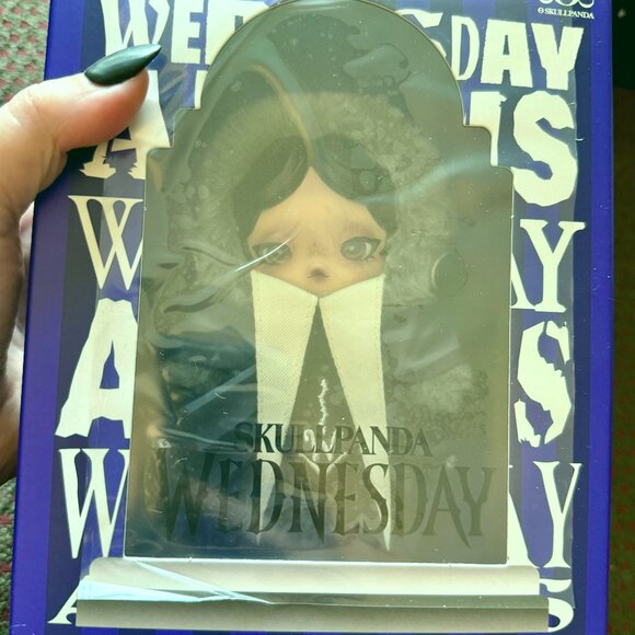 [NEW] POP MART SKULLPANDA × WEDNESDAY PLUSH (NEVERMORE ACADEMY UNIFORM VERSION) - Picture 4 of 7